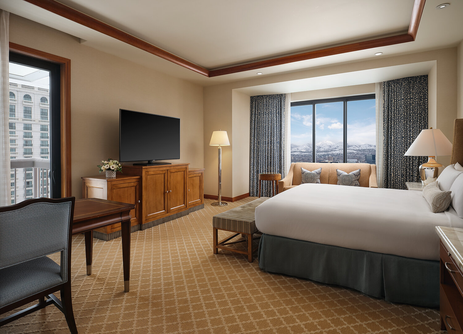 SLC 1702 honeymoon suite 61.JPG