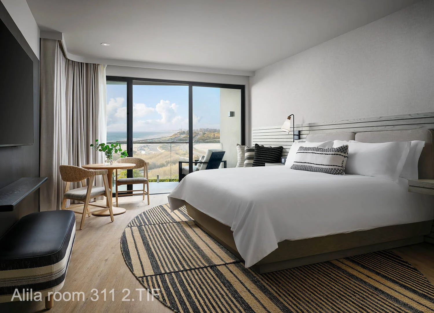 Alila room 311 2.JPG