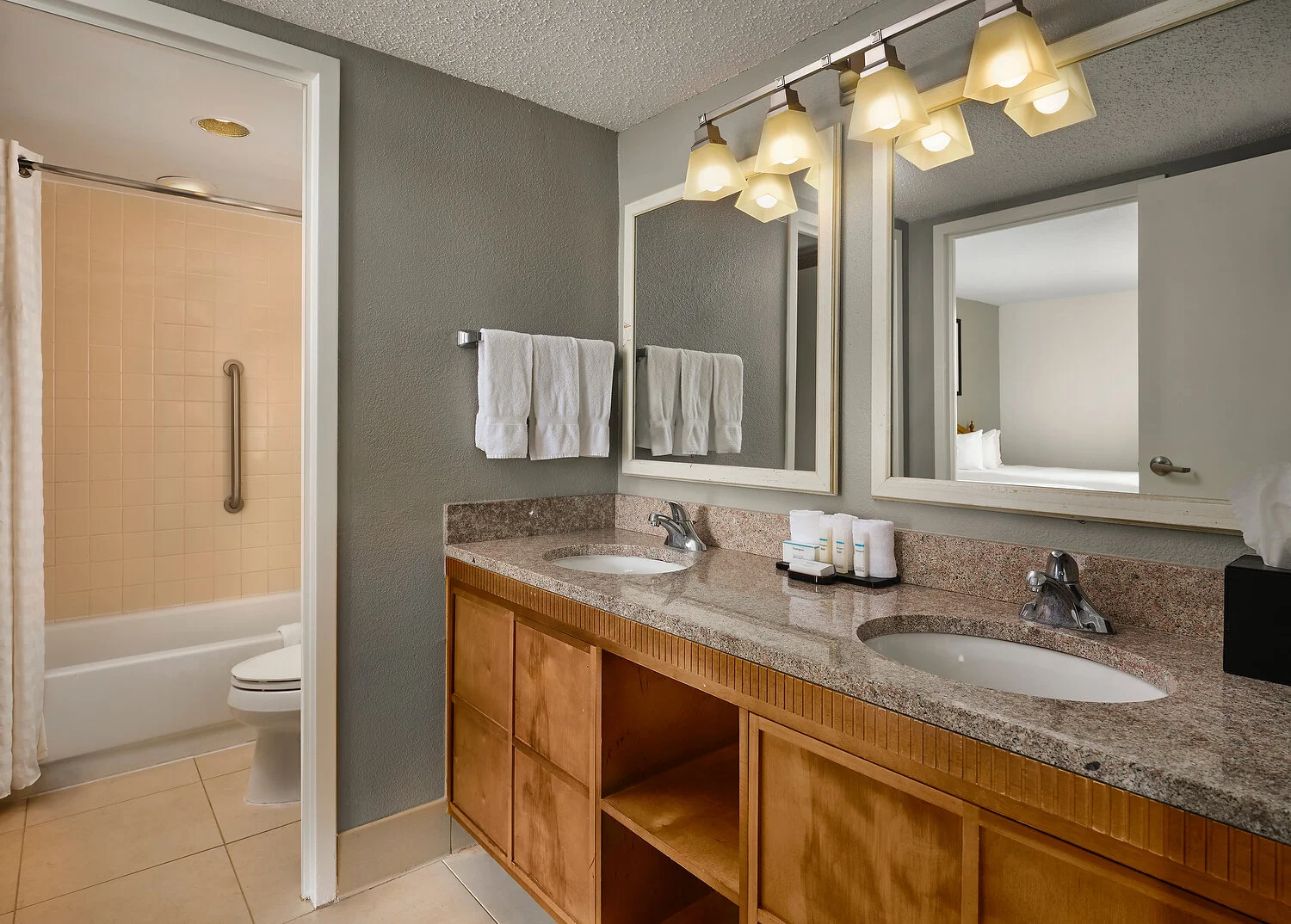 Myrtle Beach Embassy Suites 1208 bathroomAA.JPEG