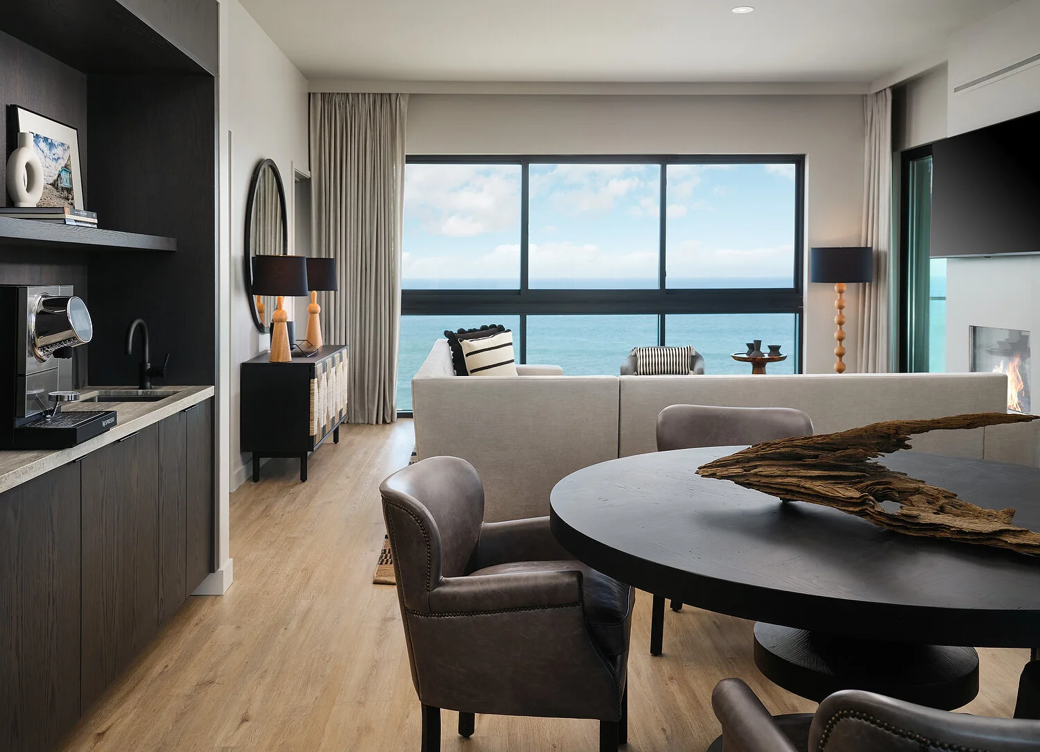 Alila 268 Grandview suite dining (1).JPG