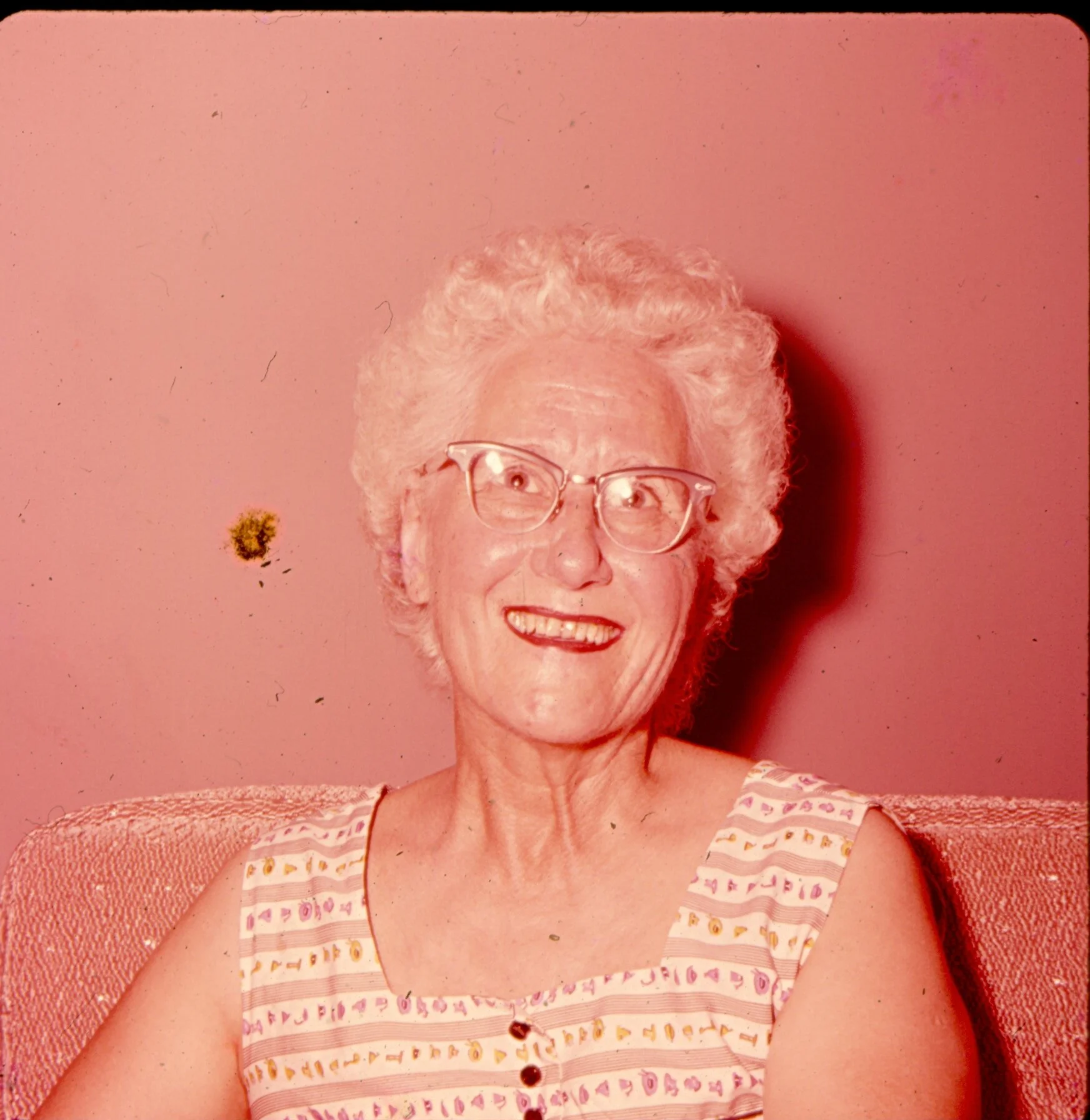 T01_002.jpg