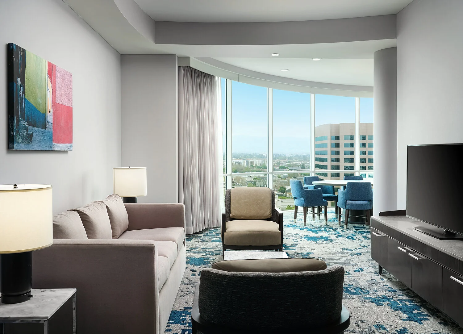 San Jose 1726 suite living areaa-aPATH.JPG