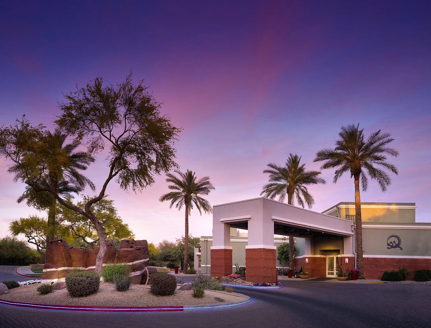 Canyon Villas entranceAA.JPG