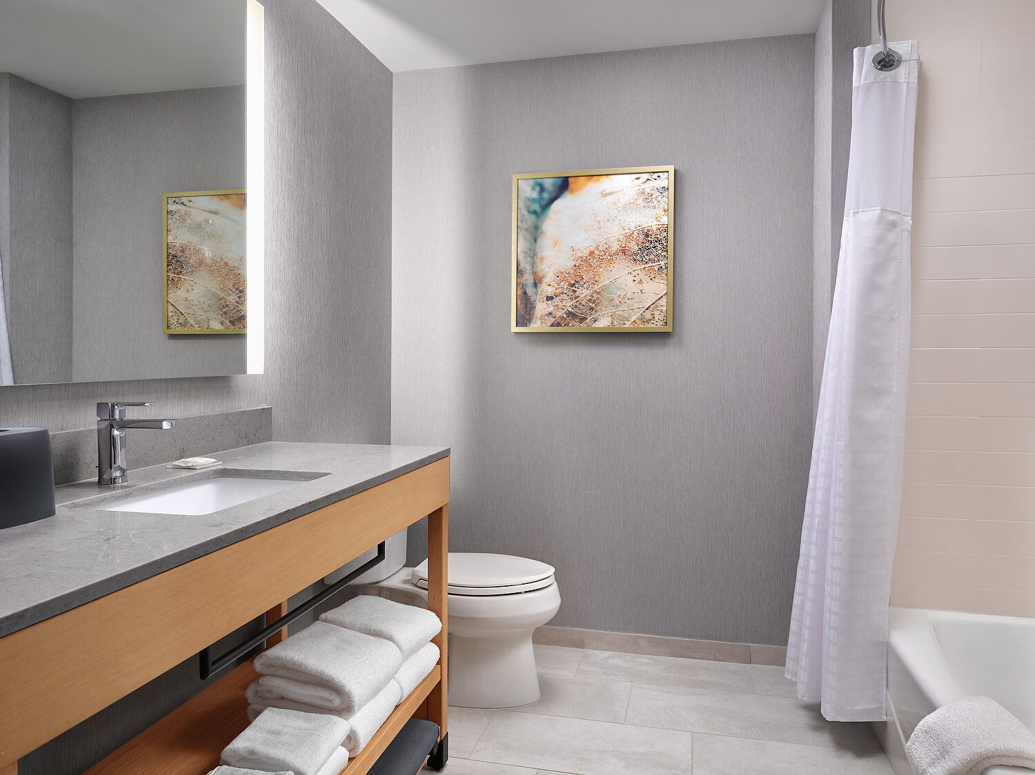 Forester bathroom bathtub - PATHAA.JPEG