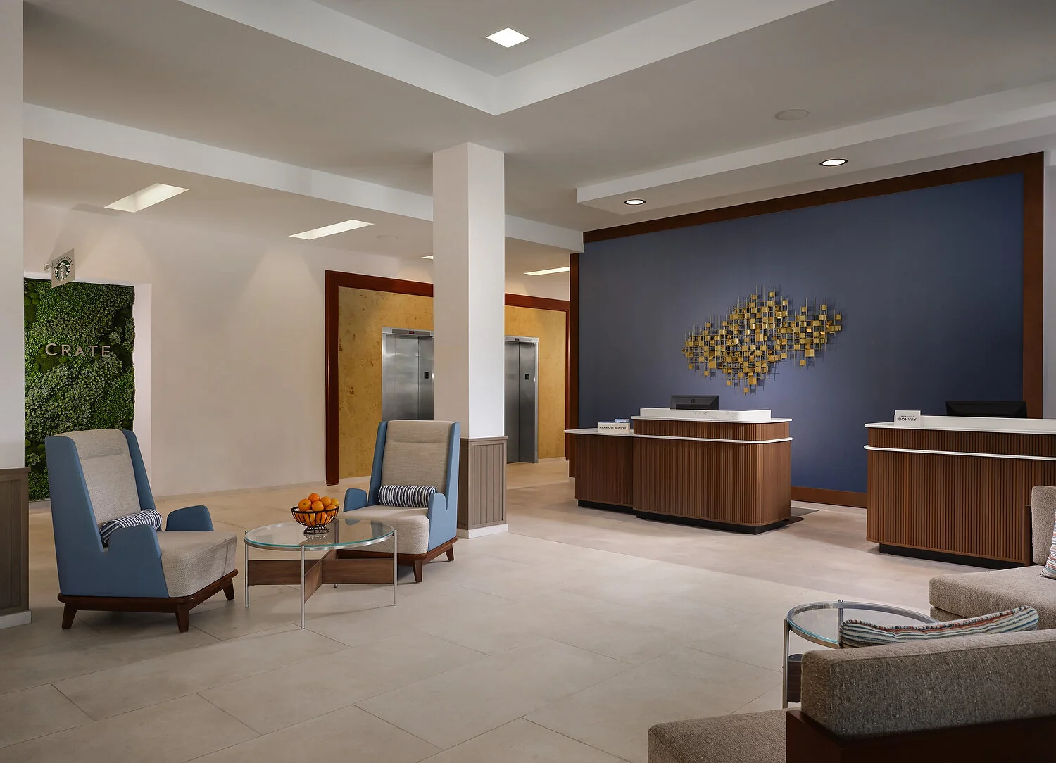 San Diego Courtyard lobby with crateaaaA.JPG