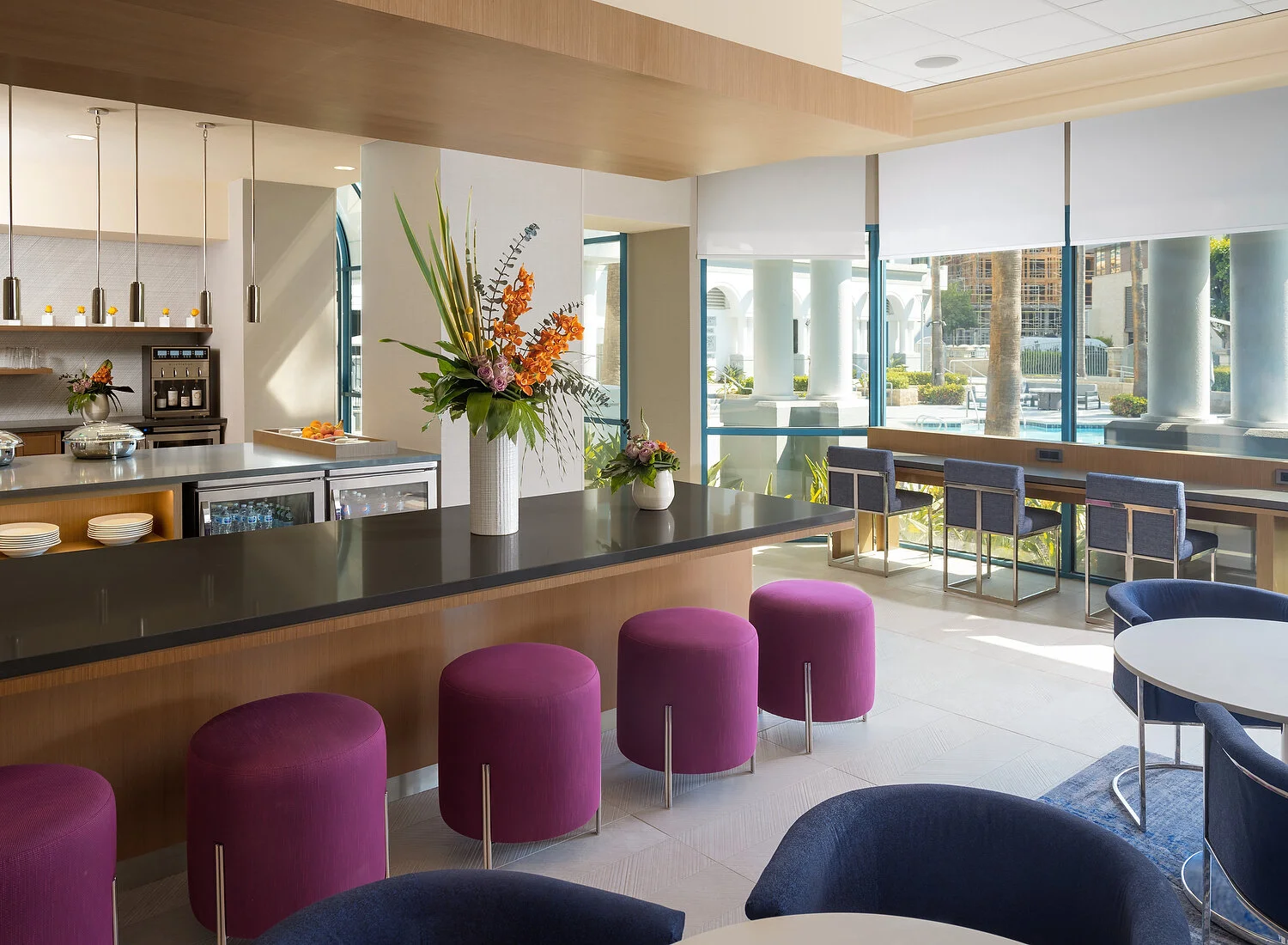 Costa Mesa Marriott M lounge_A.JPEG