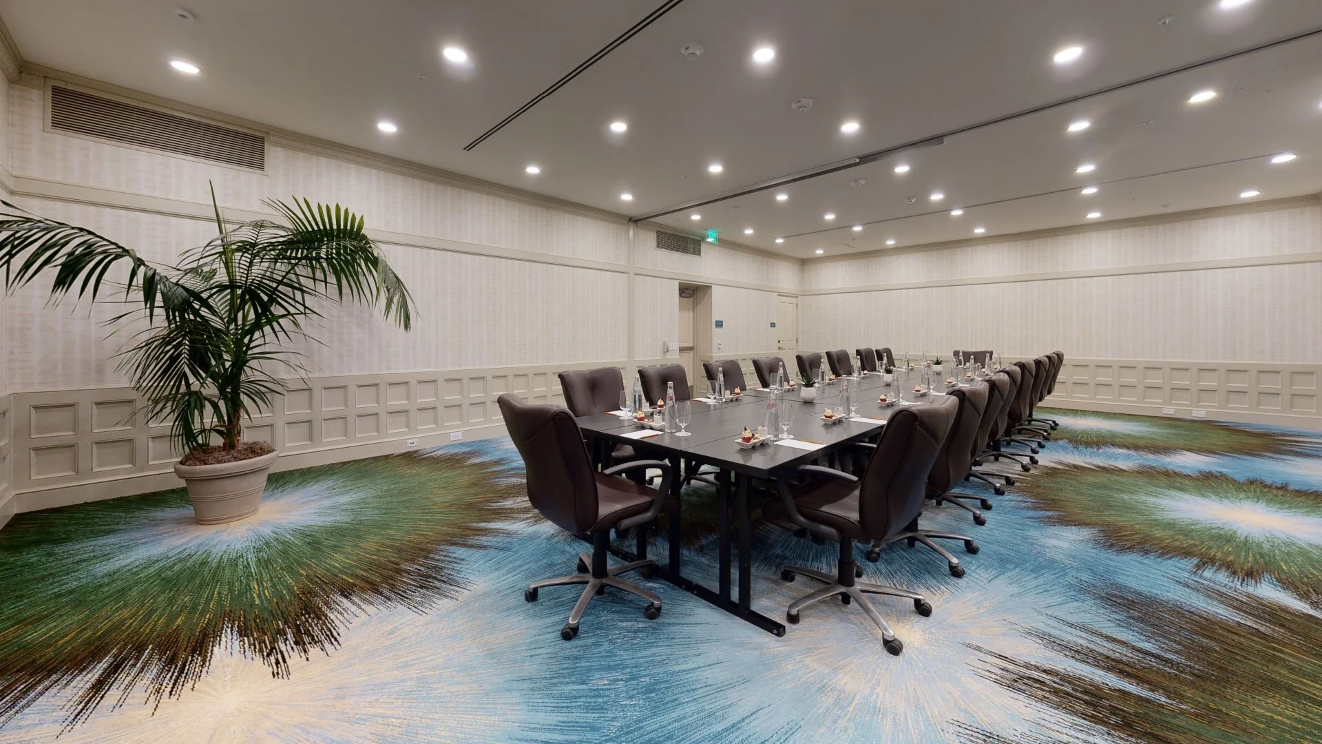 Del Coronado Point Loma Meeting Space