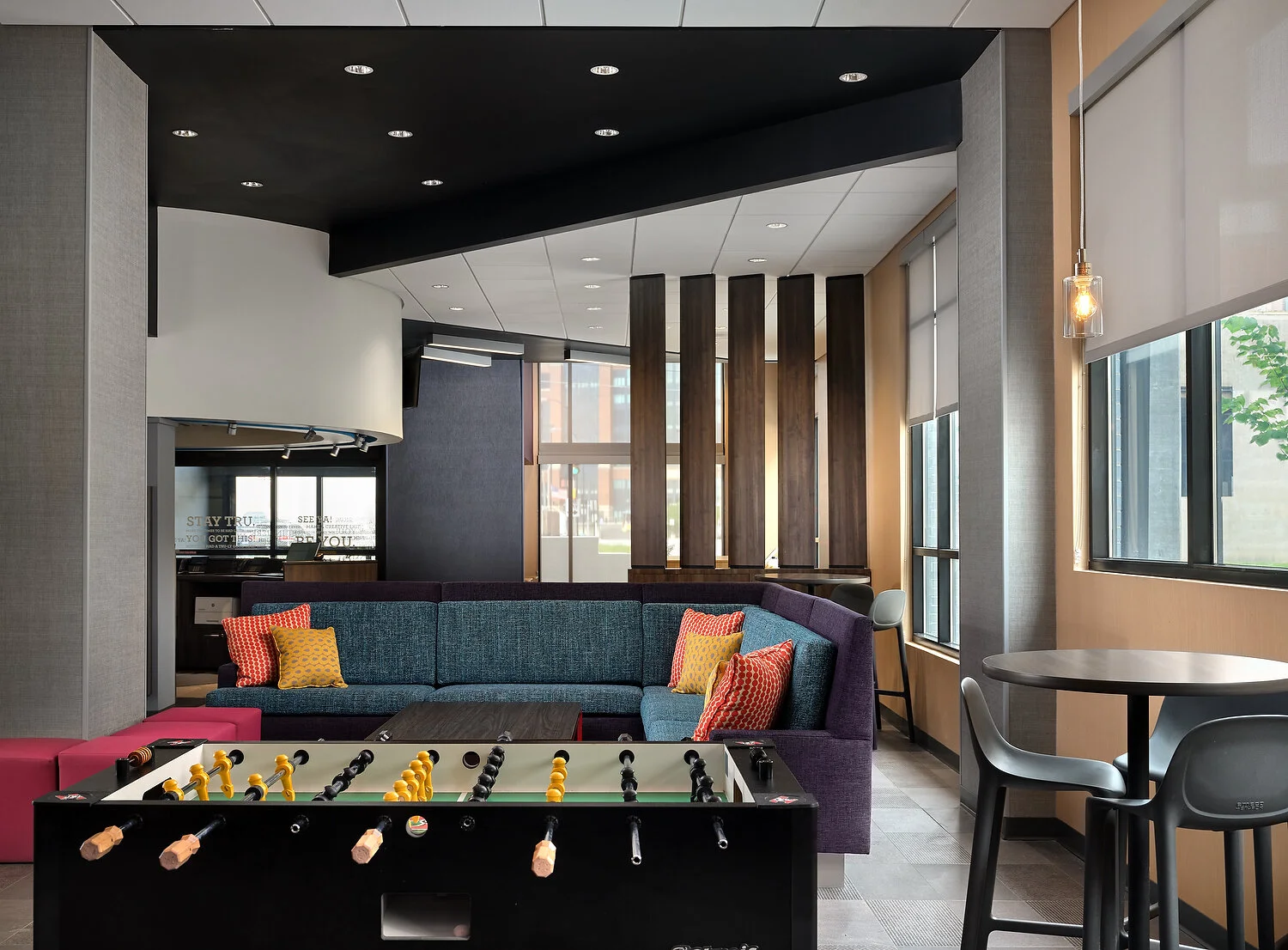 Tru Indianapolis lobby game area reverse.JPG
