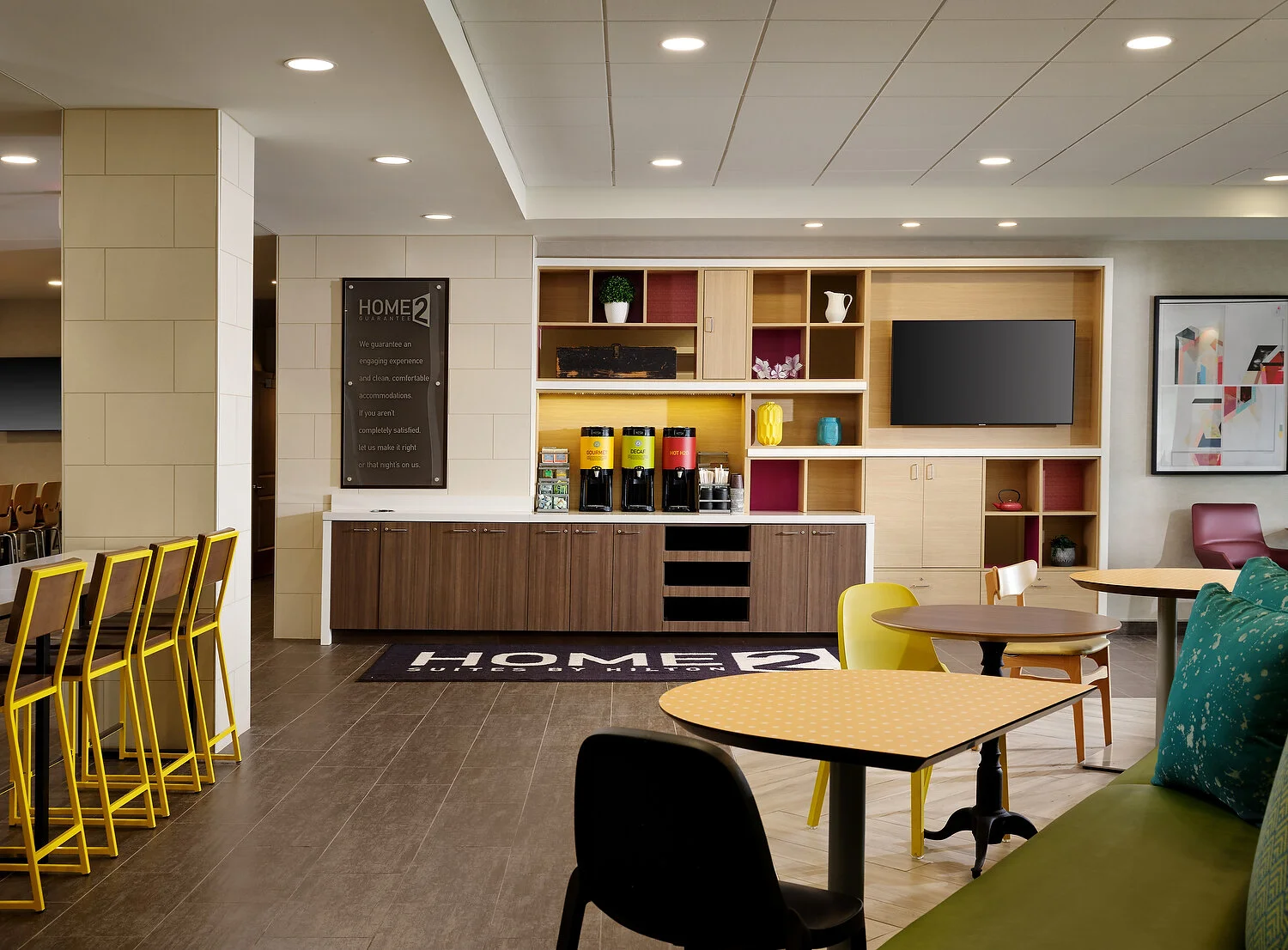 Indianapolis Home 2 Oasis lobby.JPG