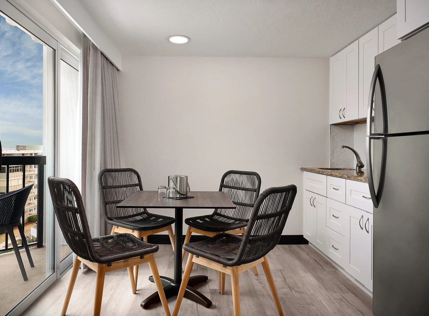 Cocoa Beach Doubletree 601 suite kitchen.JPG