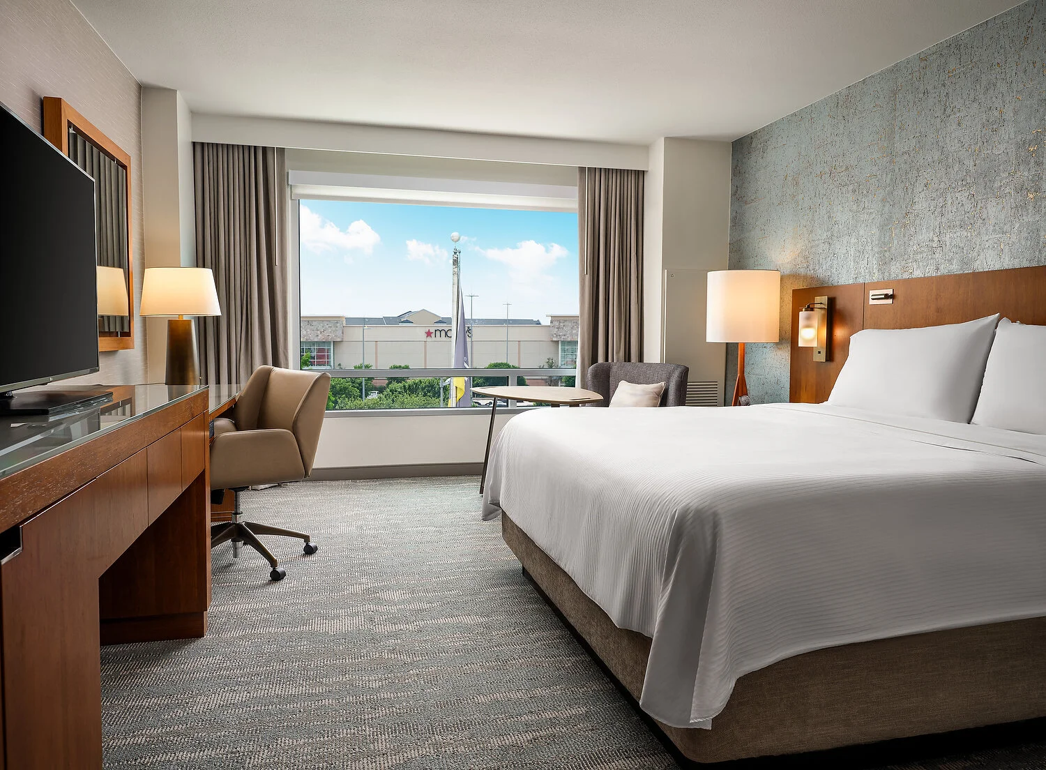 Austin Westin 338 king.JPEG