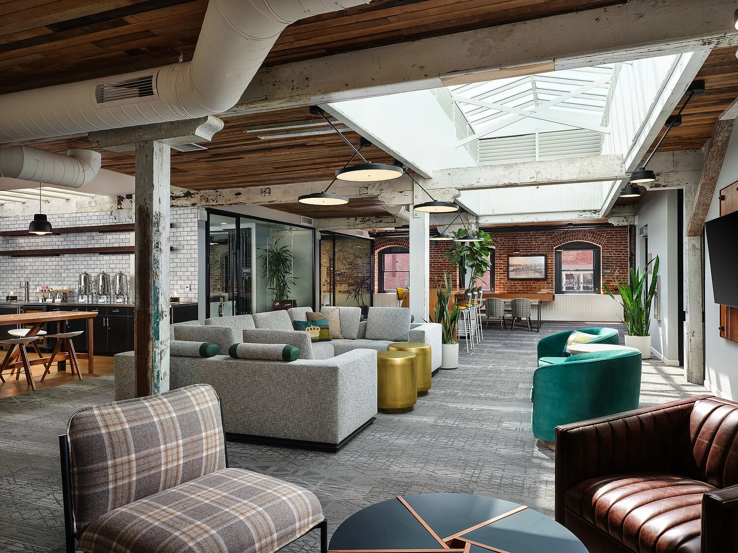 Del Coronado power wide-PATHA.JPEG