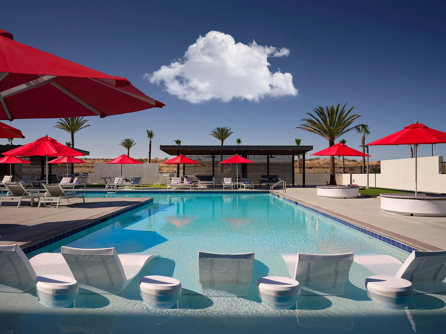 Yuma pool daytime.JPEG