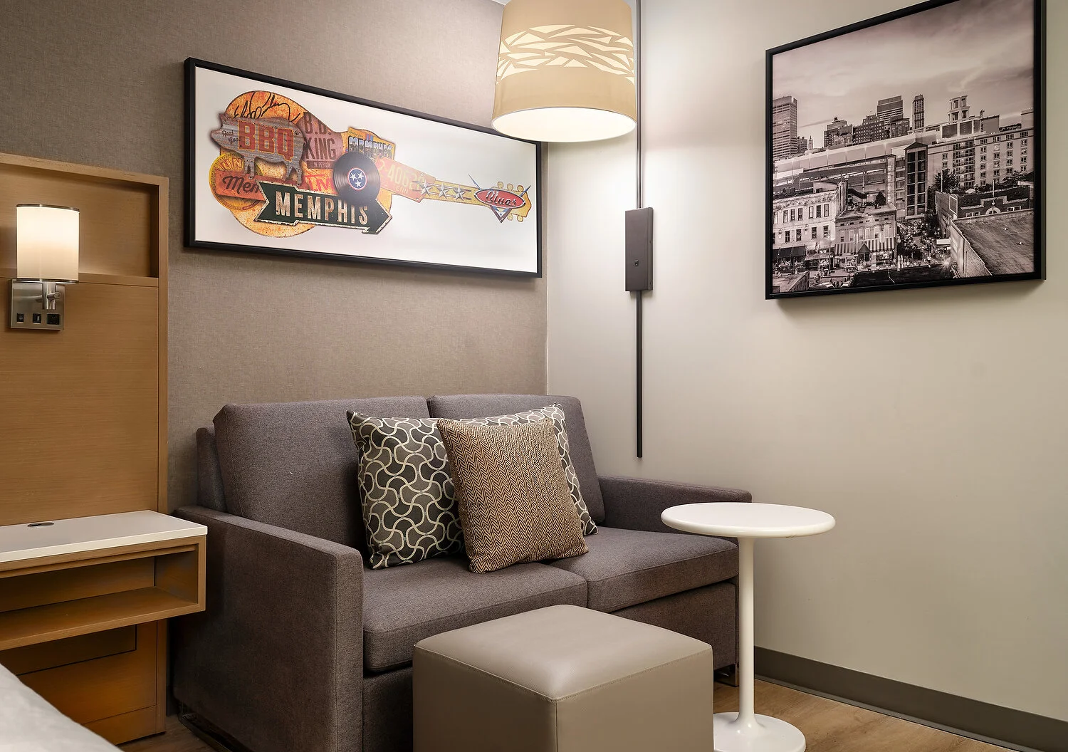 Radisson 225 ADA kingB.JPEG