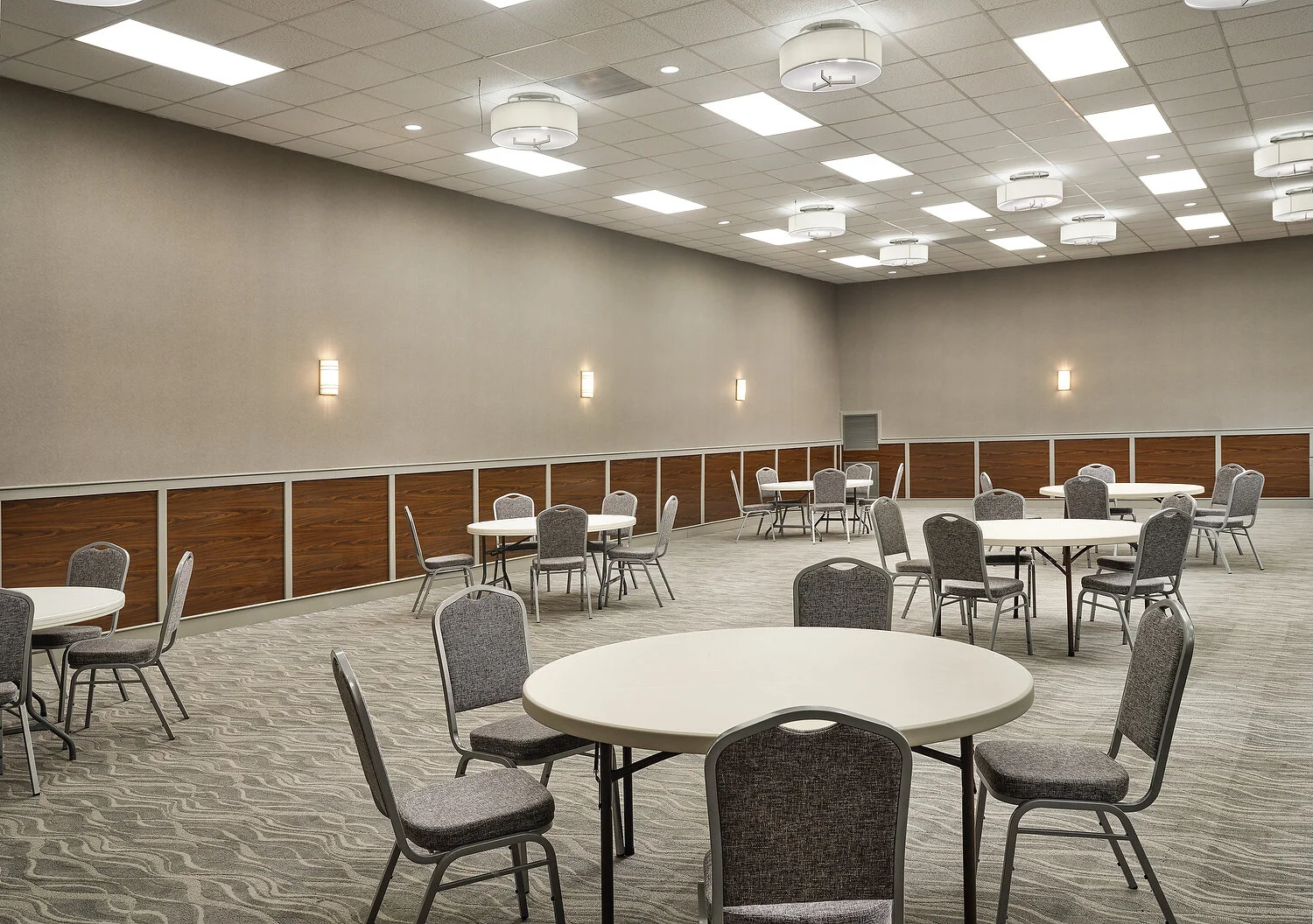 Radisson ballroom rounds.JPEG