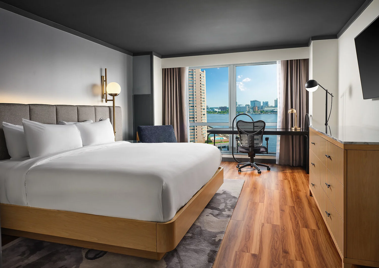 Renaissance Portsmouth 1013-PATHA.JPEG