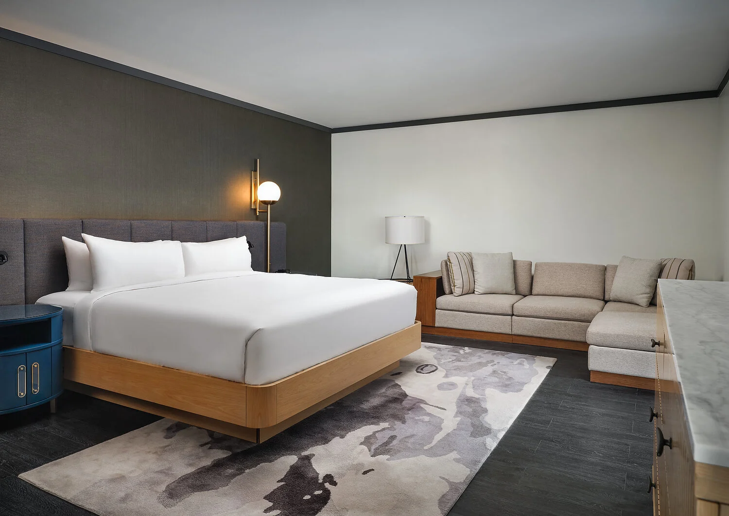 Renaissance Portsmouth pres suite bedroomA.JPEG