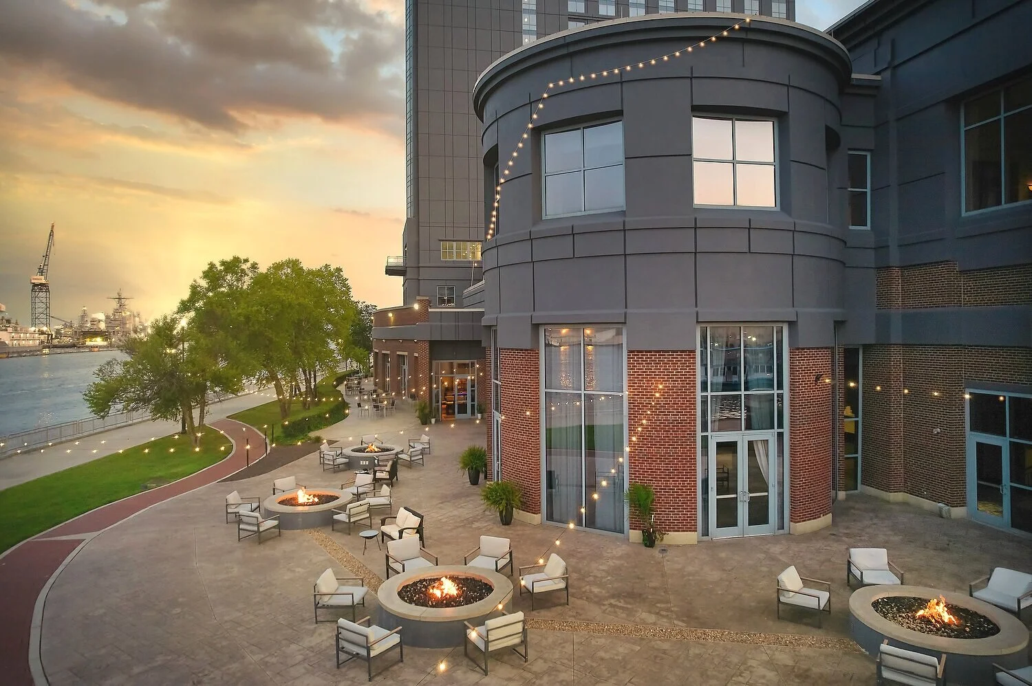 Renaissance firepit a.JPEG