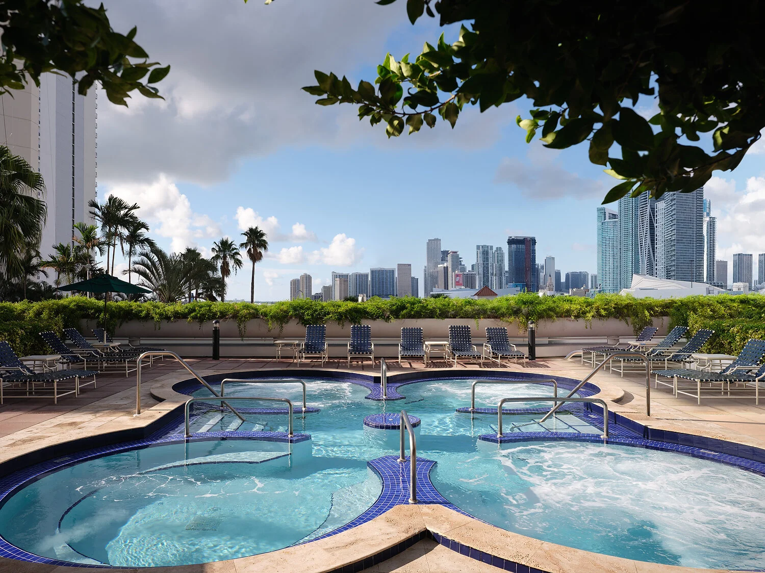 Miami doubletree jacuzziA.JPEG