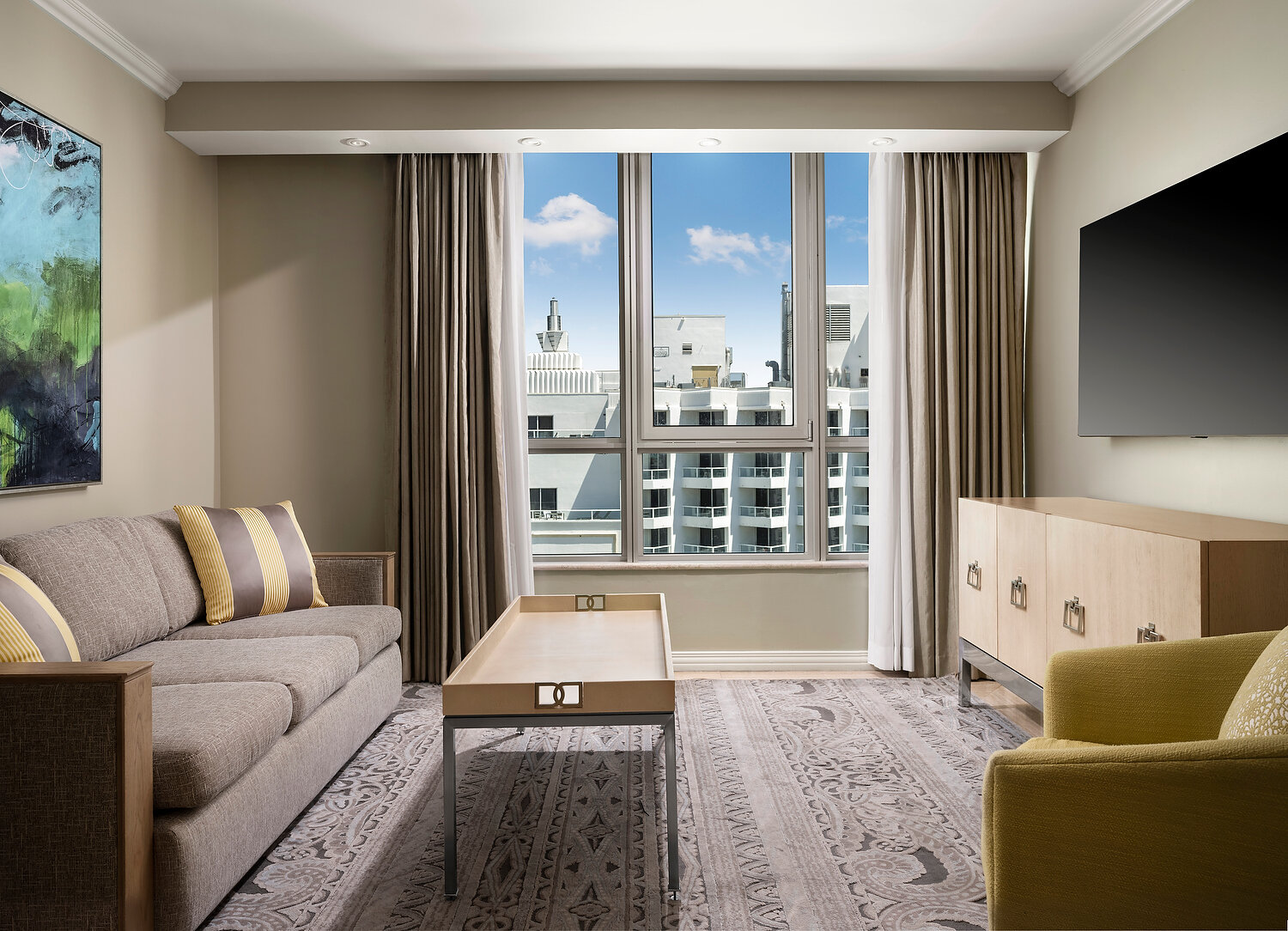 Miami Bentley 1012 living room  64-PATHA.JPEG