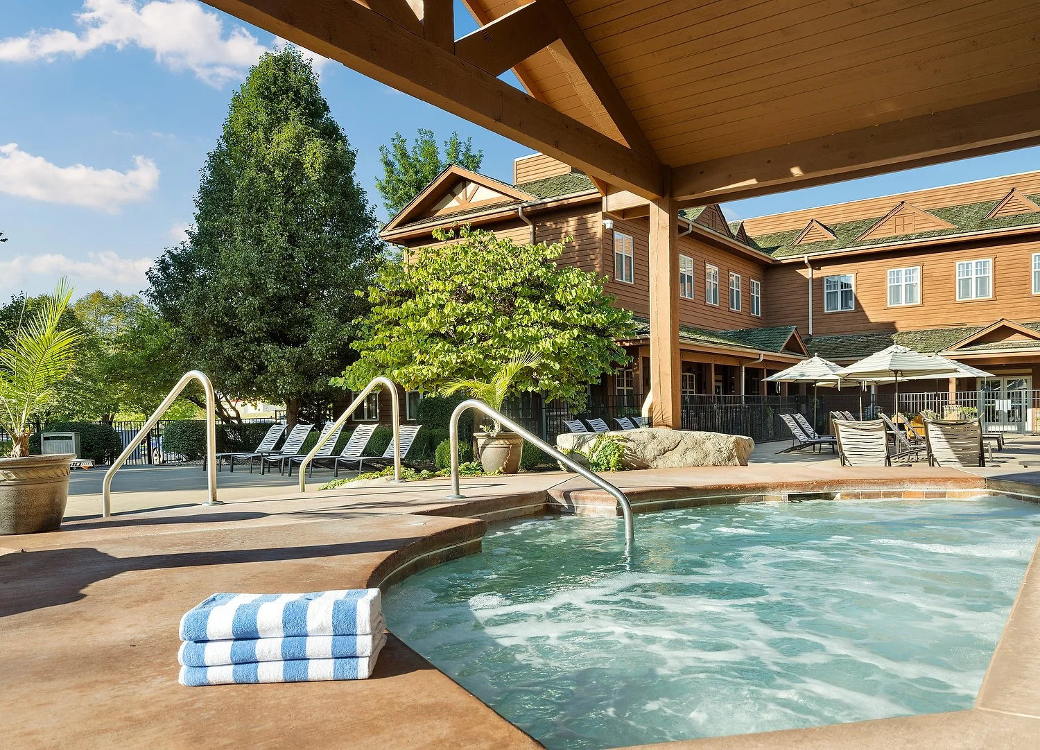 Branson jacuzzi.JPEG