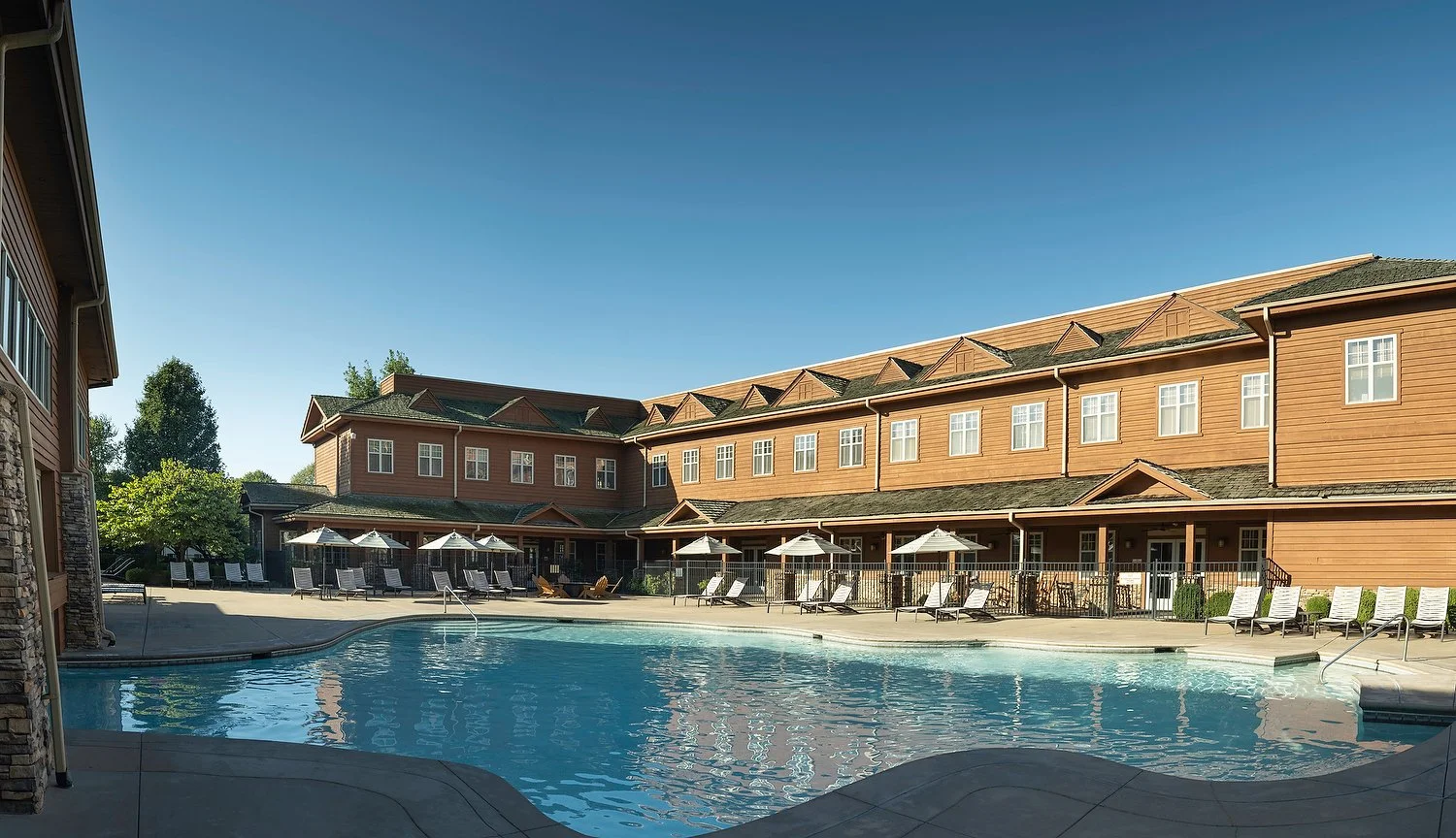 Branson poolaaa.JPEG