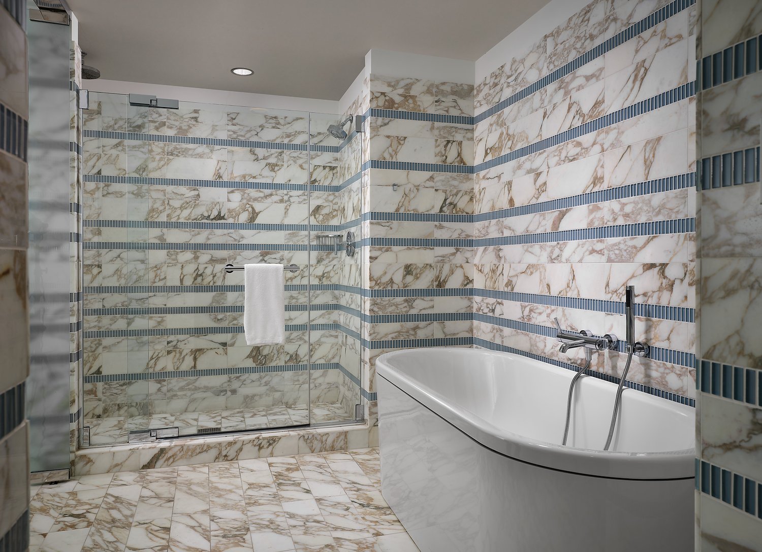 JW Marriott Indianapolis presidential suite bathroom altA.JPEG