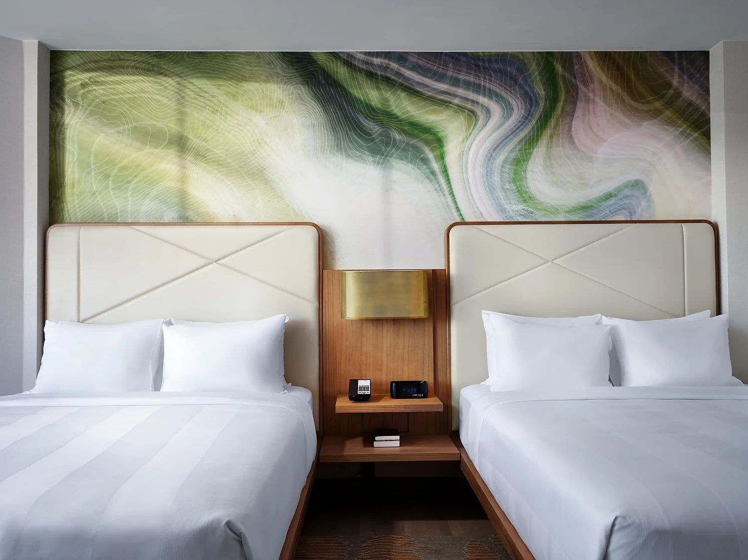 Fort Collins Marriott 517 double headboardA-PATH.JPG