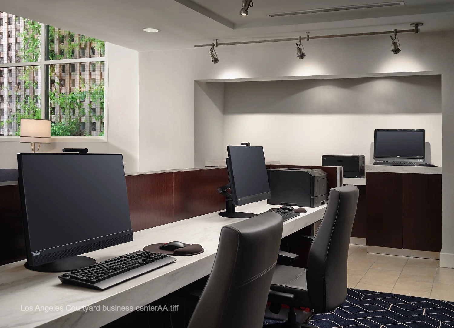 Los Angeles Courtyard business centerAA.JPEG