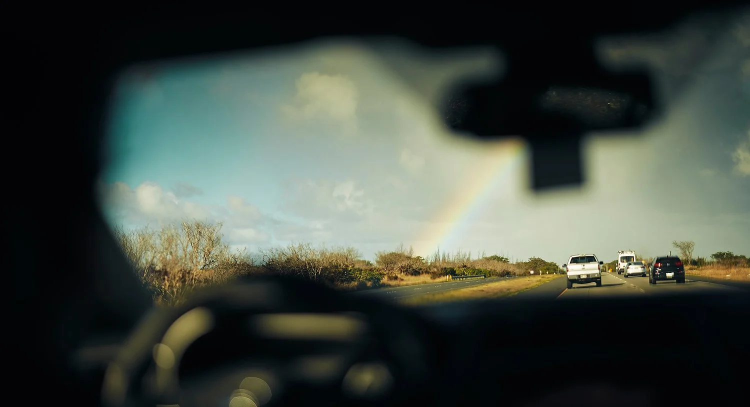 ben flying in maui 1.JPG
