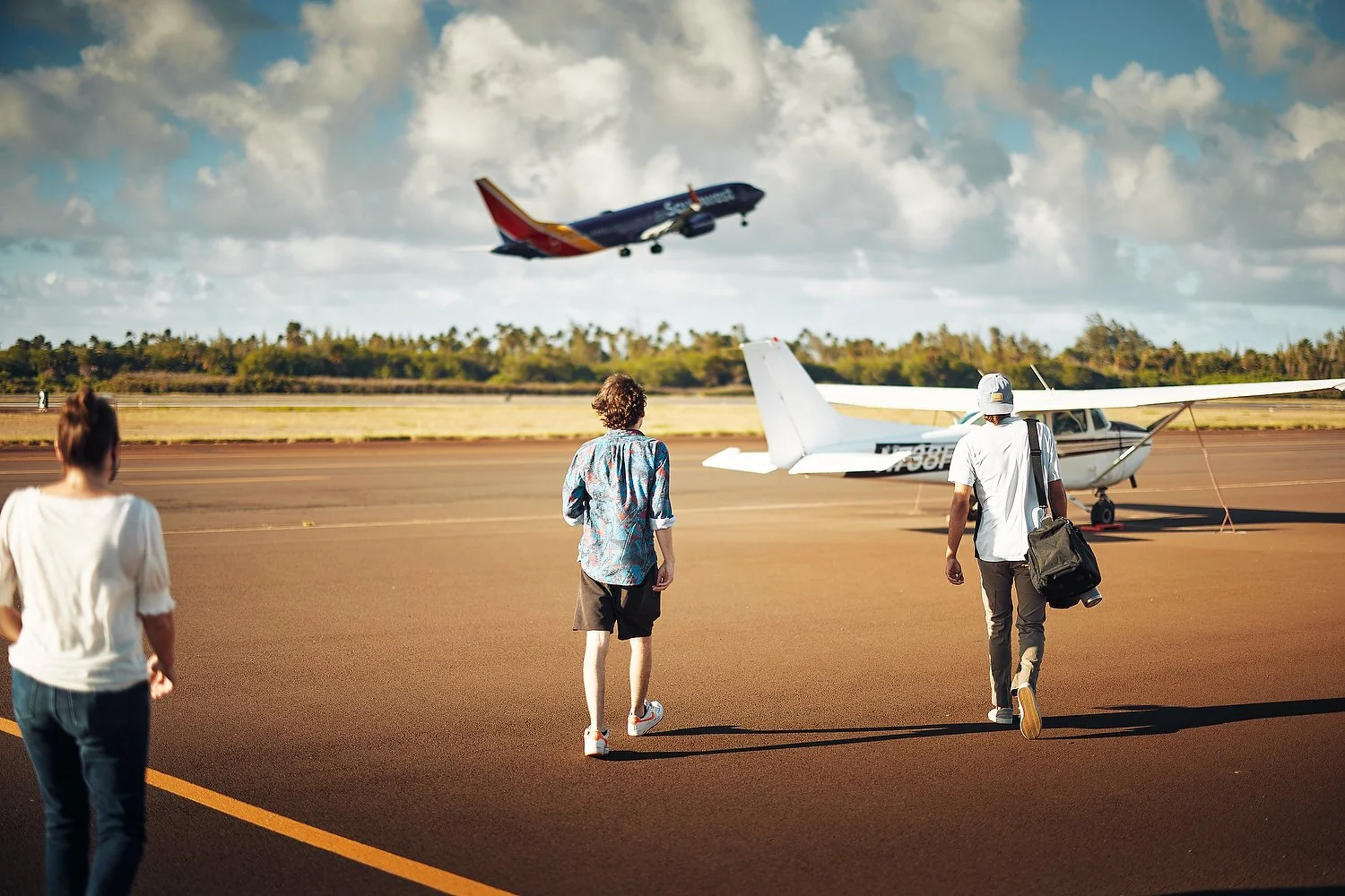 ben flying in maui 5.JPG