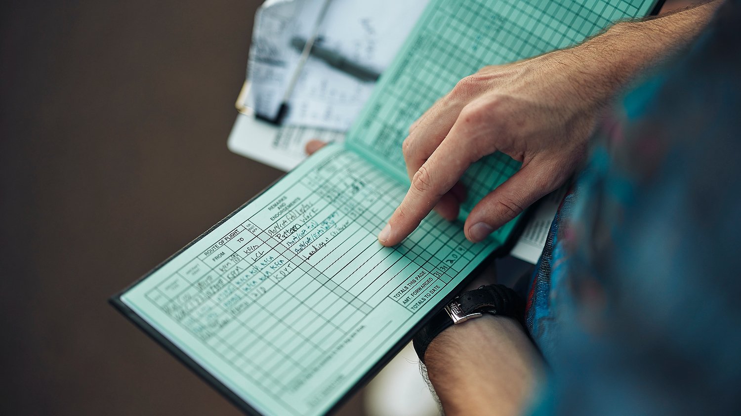 ben flying in maui 26.JPG