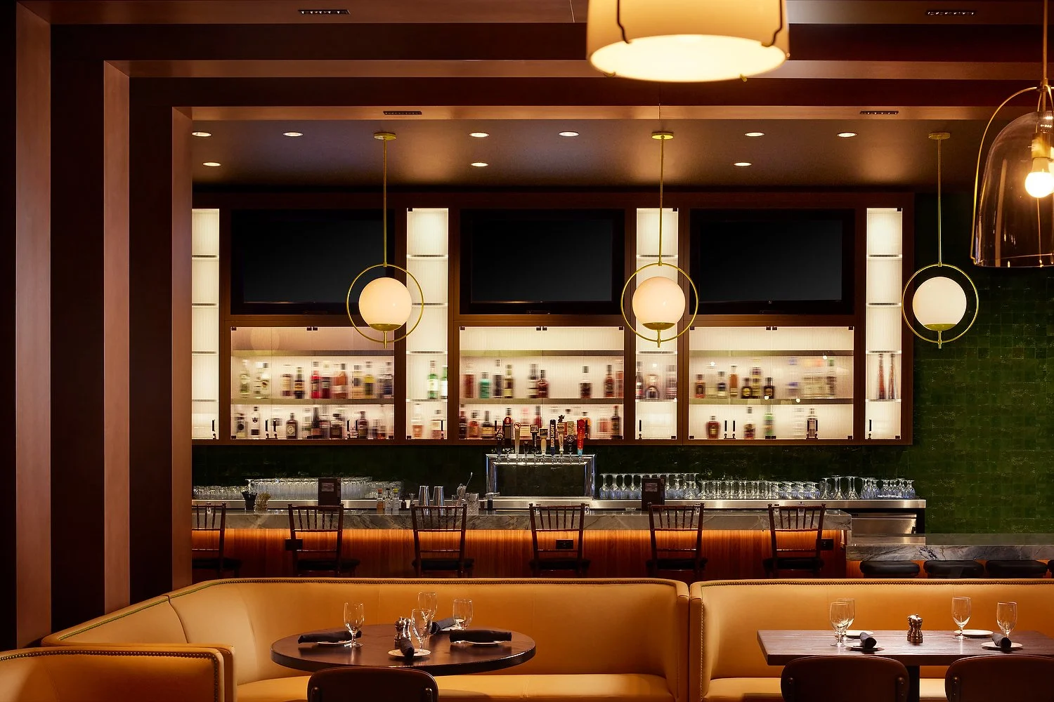 Atlanta Airport hotel bar-PATHA.JPEG