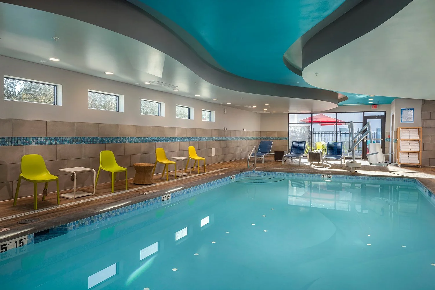 Oregon Bend Home2 pool alt 282.JPEG