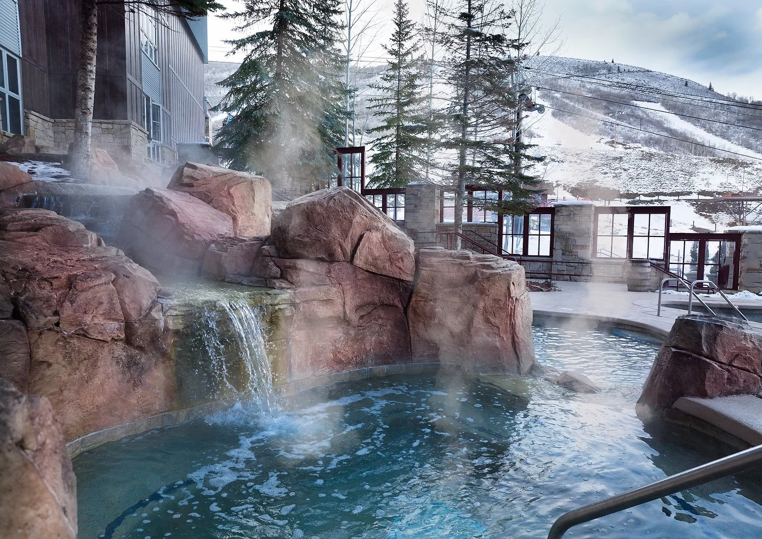 Utah mountainside jacuzziA.JPG