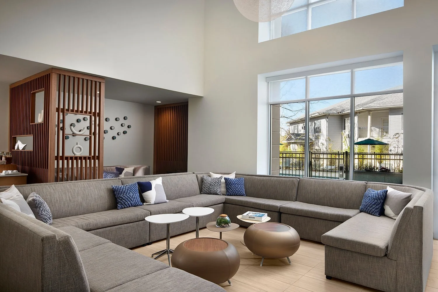 Baton Rouge Element lobby sitting area aA.JPEG