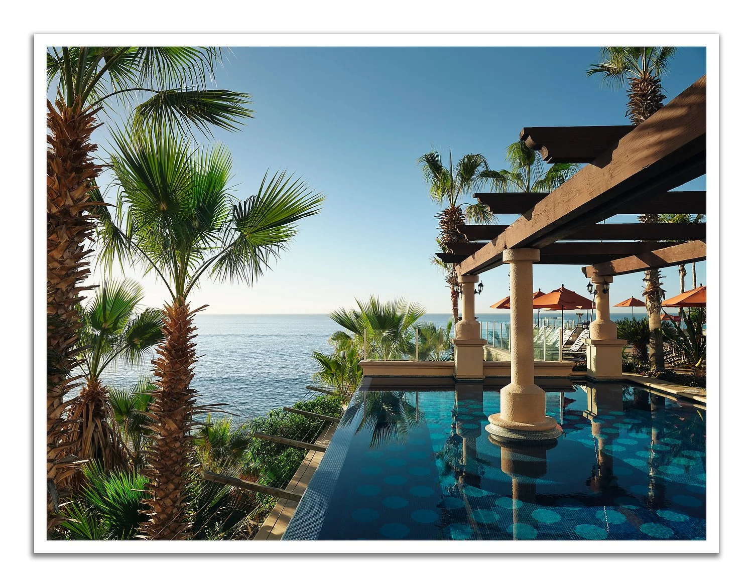 Cabo infinity pool one point.JPG