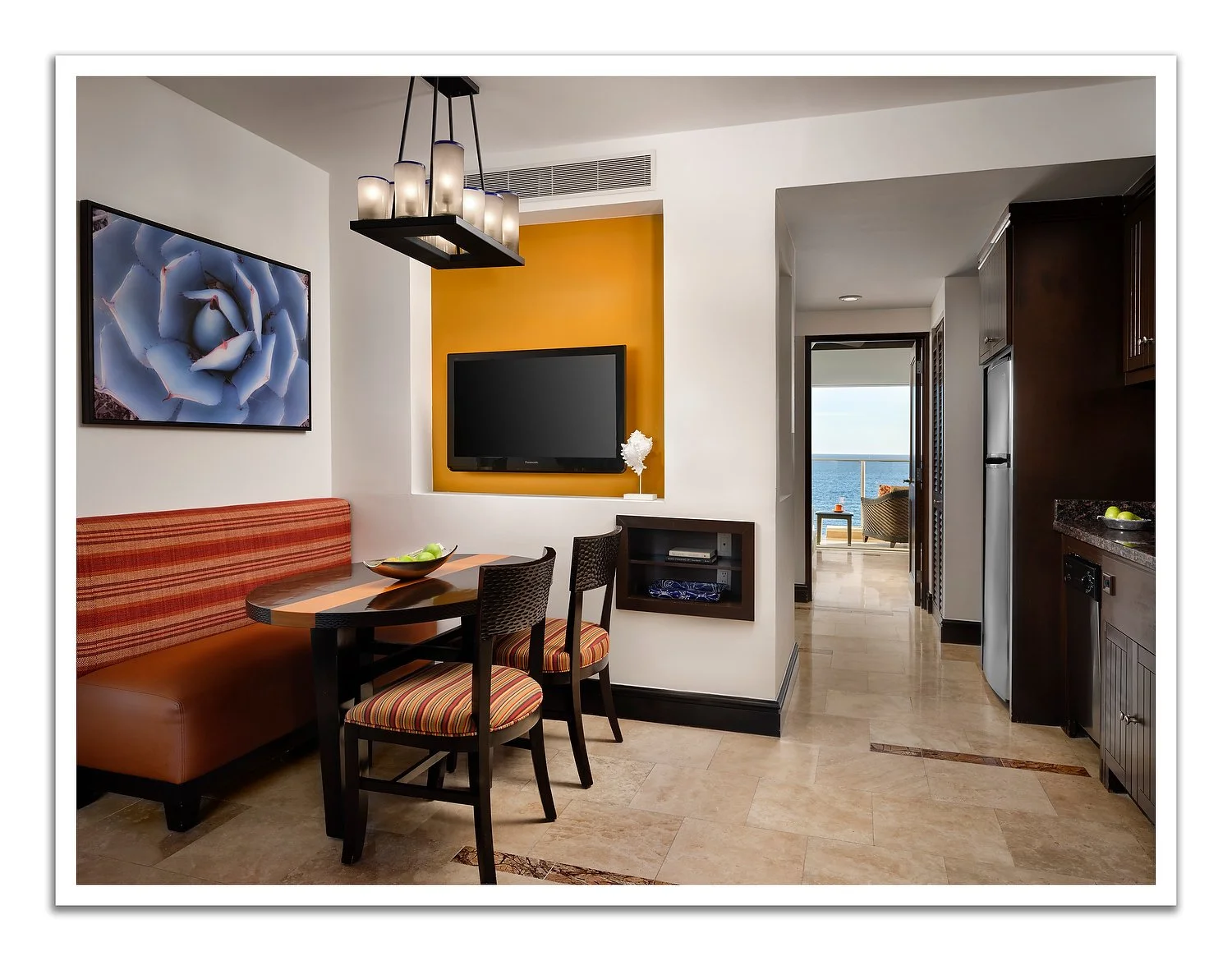 Cabo 3303B dining room dlx 1bdr suite.JPG
