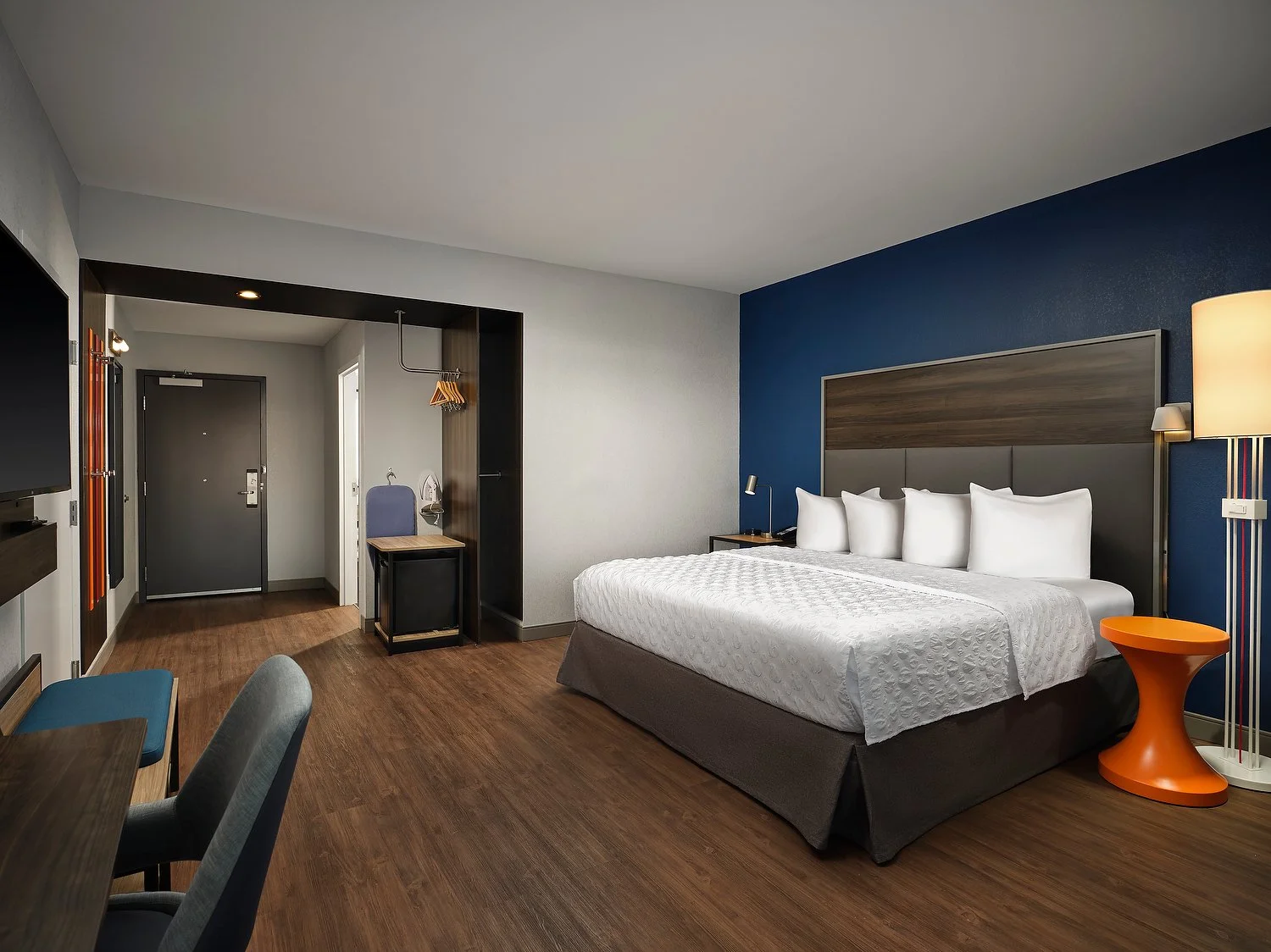 Tupelo king ADA roomA.JPEG