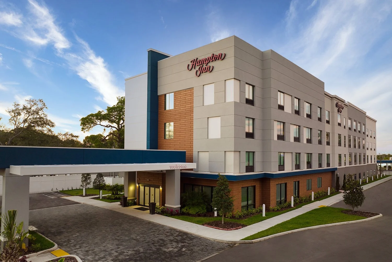 Florida Hampton Inn exterior dayA.JPEG