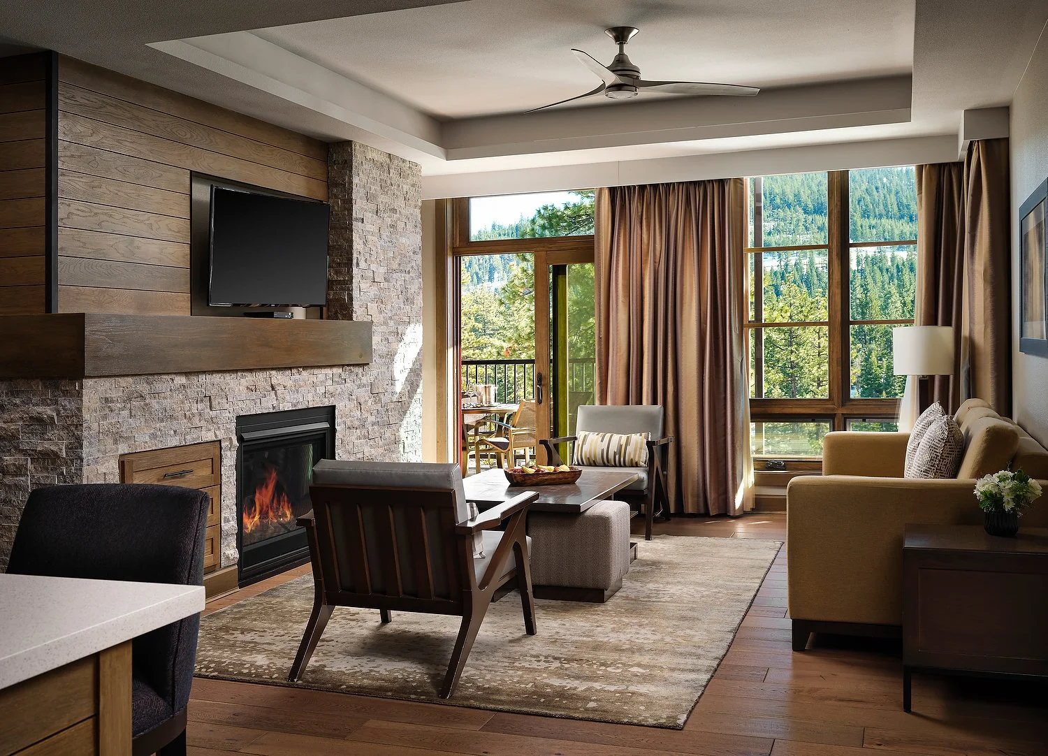 Tahoe 3406 2 bedroom residence living dining.JPEG