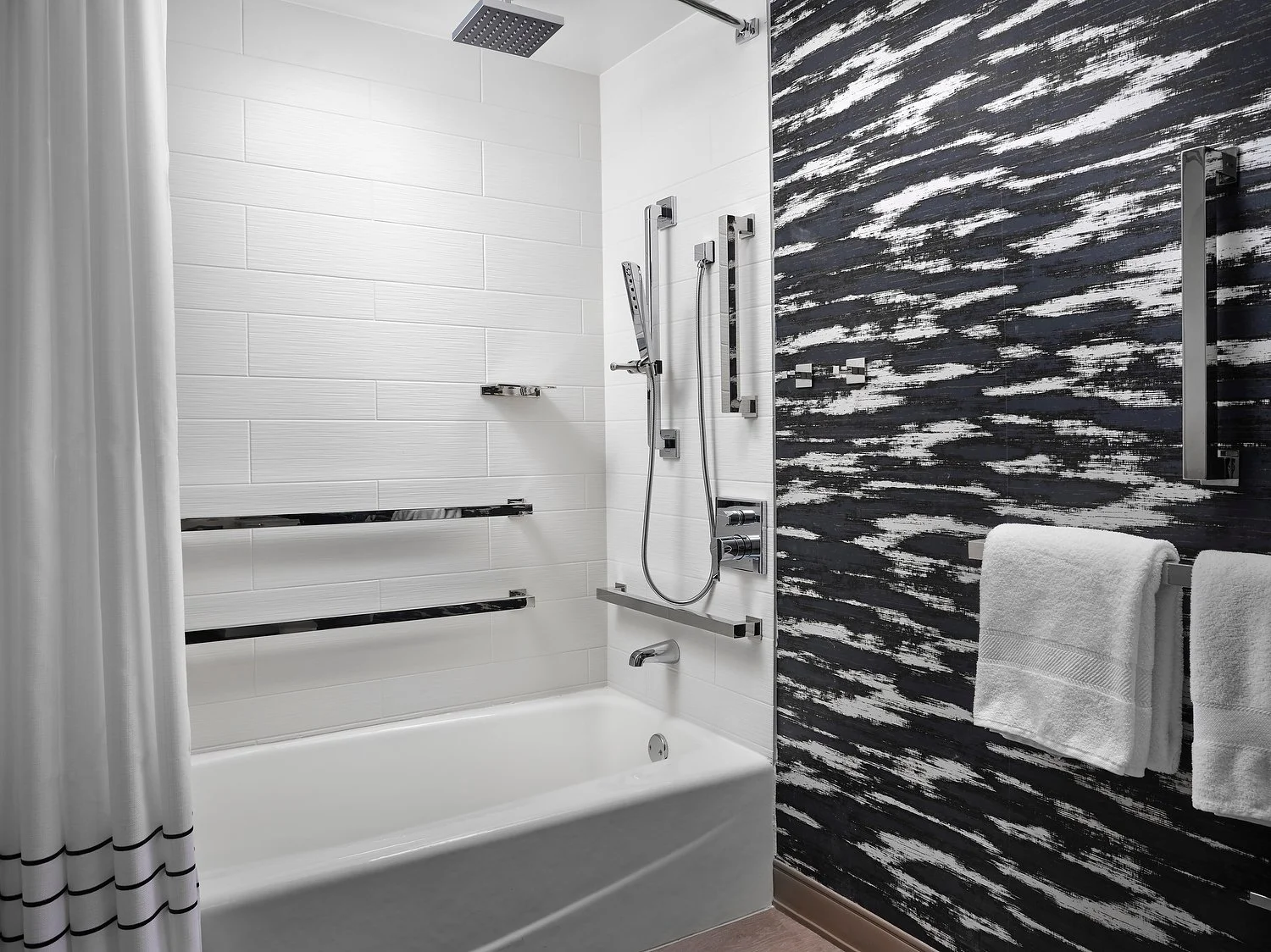 Fort Collins Marriott 233 ADA bathtub bathroom1.JPEG