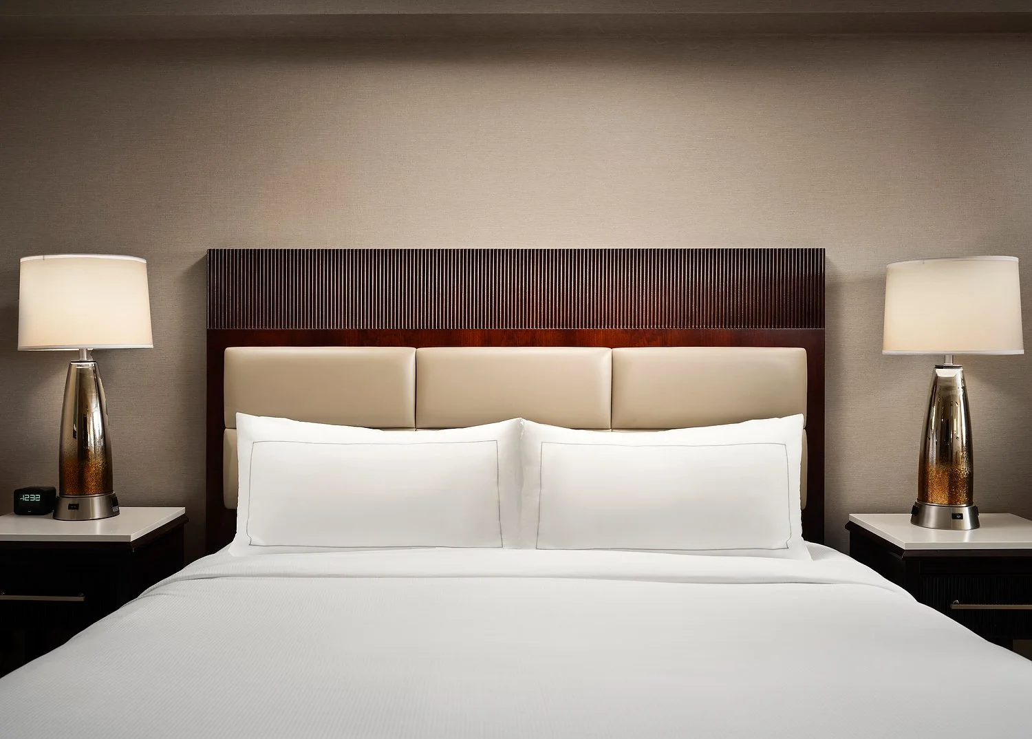 Fort Collins Hilton 901 exec king bed detailb.JPEG