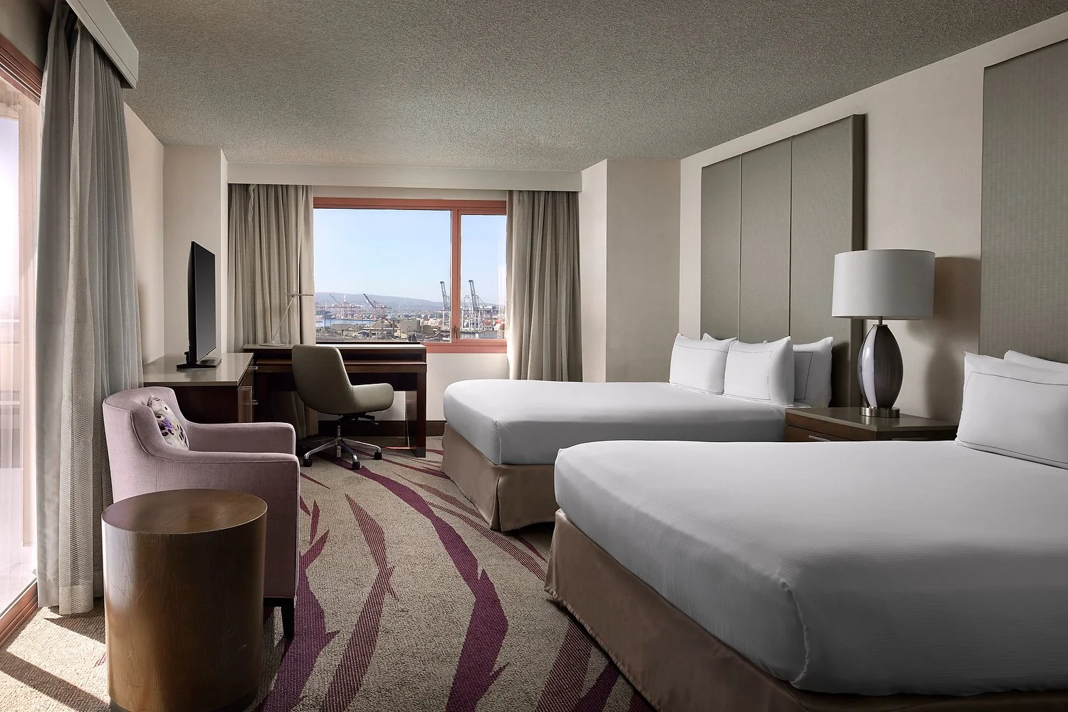 Long Beach Hilton double with balcony.JPG