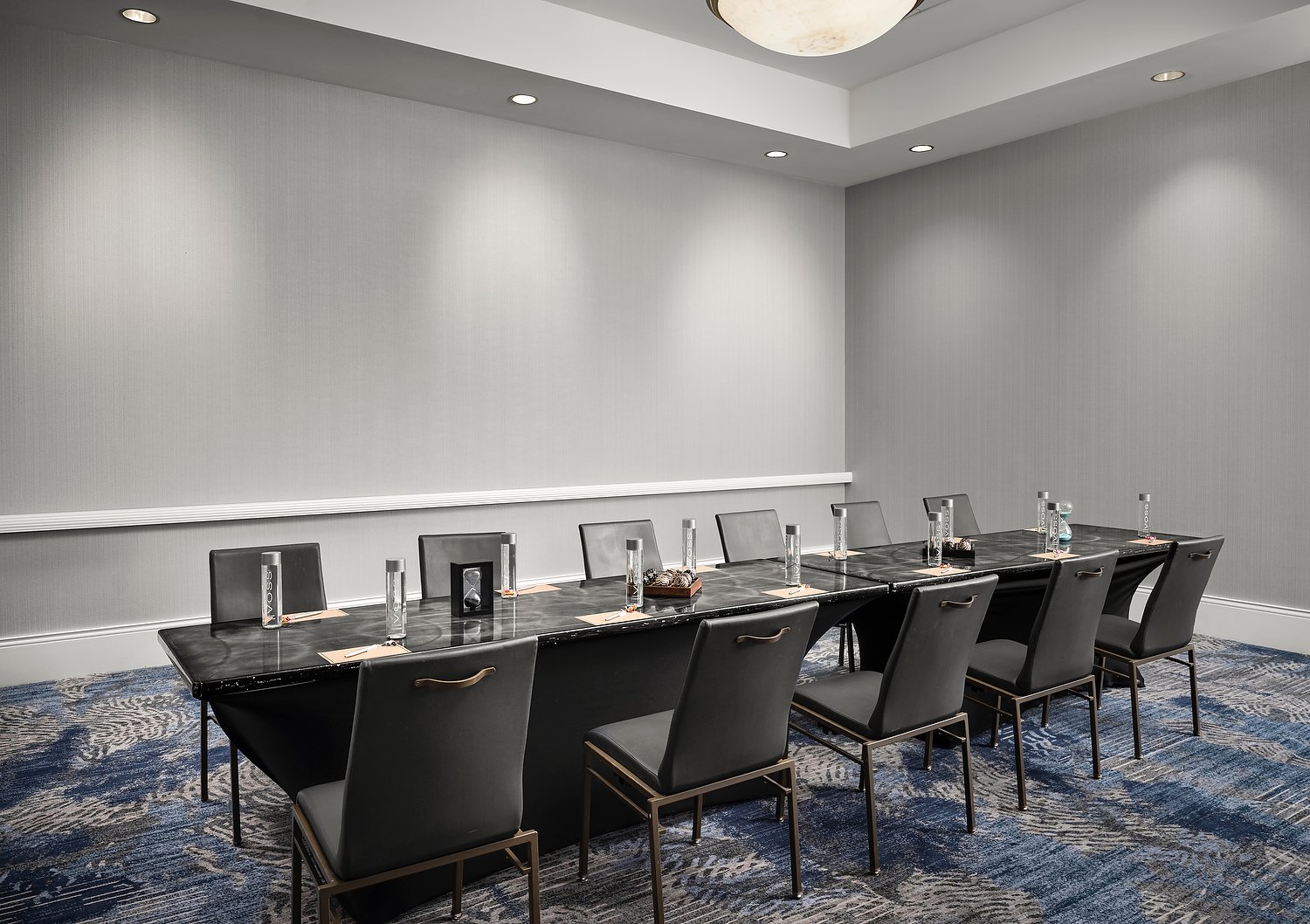 Portsmouth Rennaissance small boardroom setup-PATH.JPEG