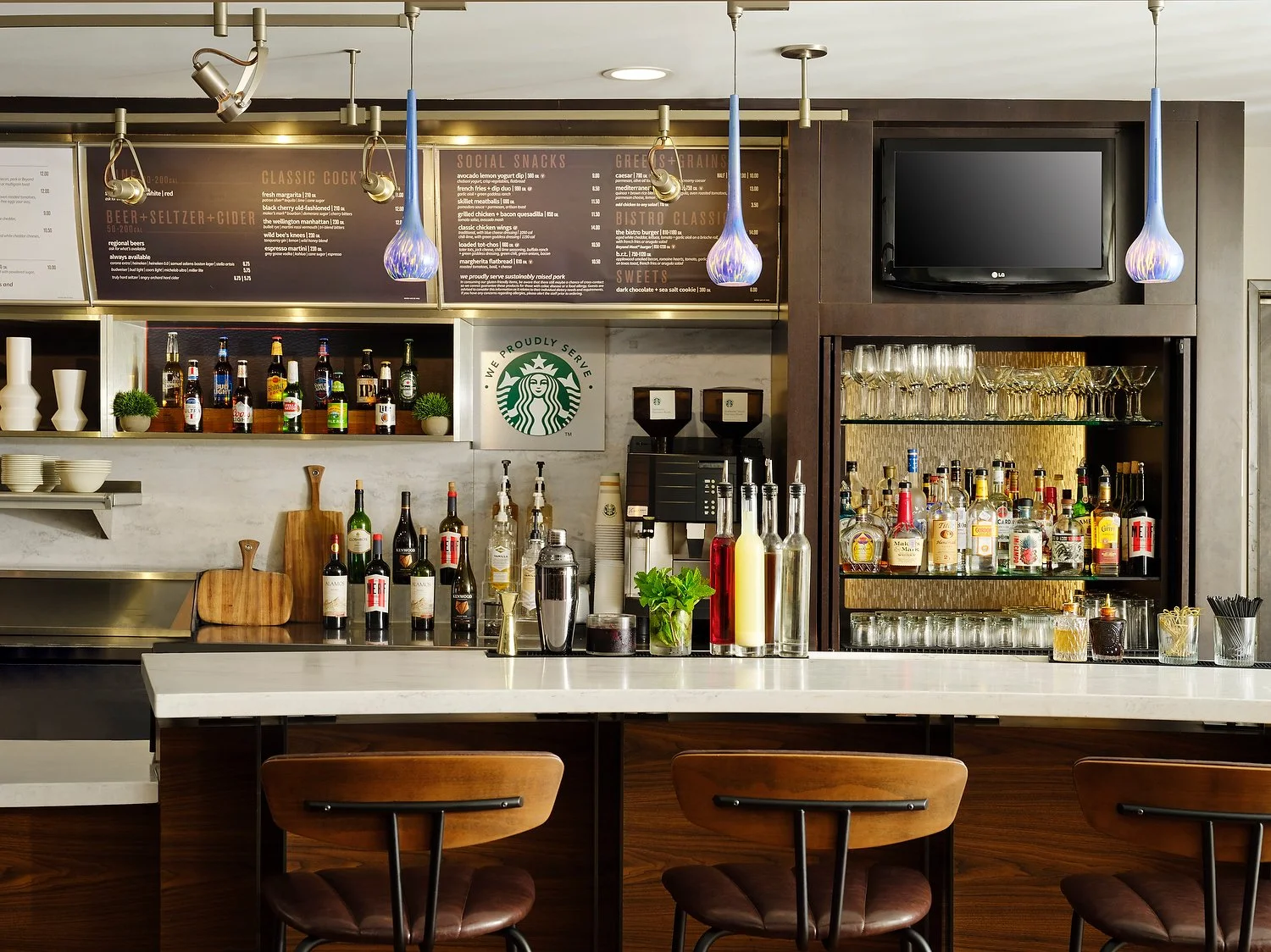 Austin Courtyard bar 1.JPEG