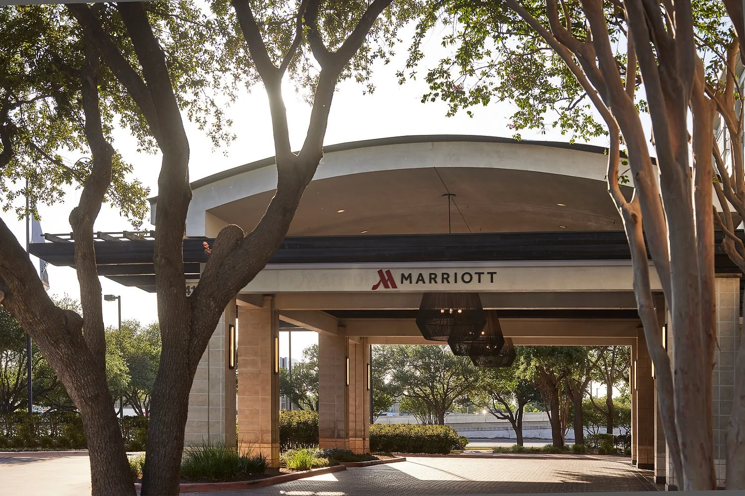 Austin Marriott entrance outside afternoon light.JPEG