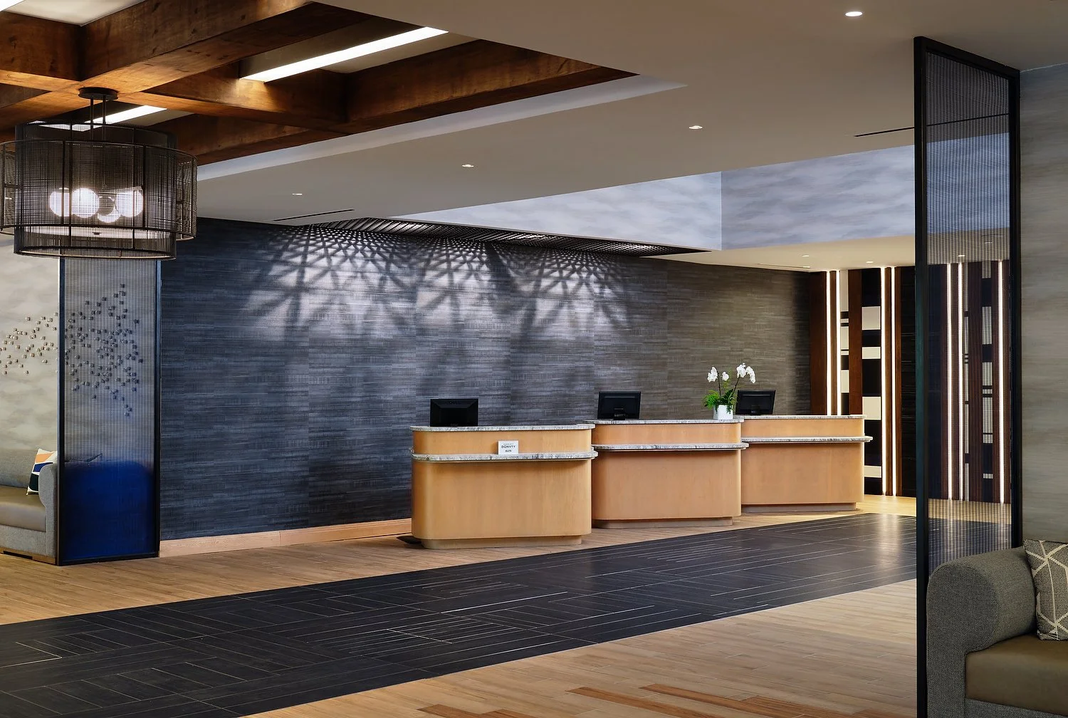 Austin Marriott front desk.JPG