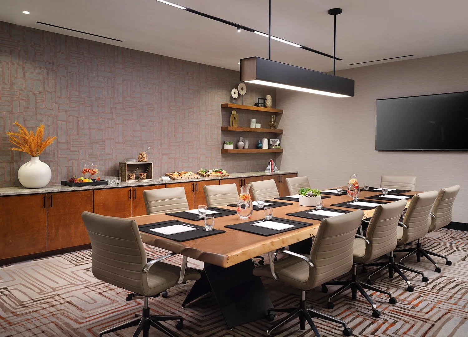 Austin ResInn0608.JPEG