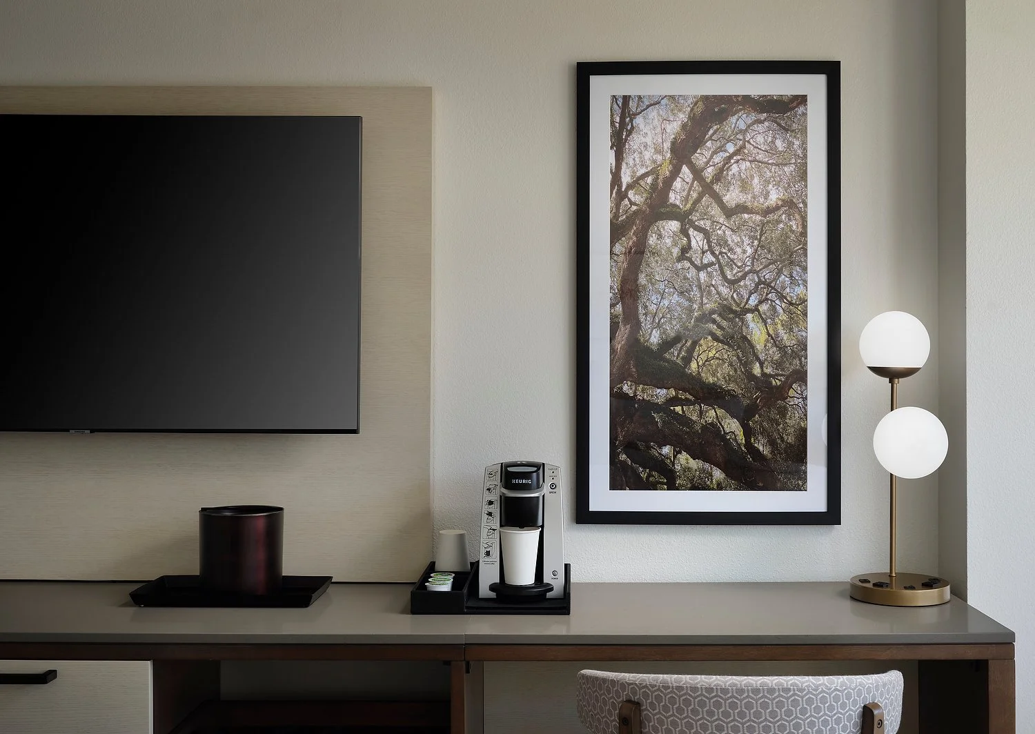 Irvine Sonesta desk area tighter.JPEG